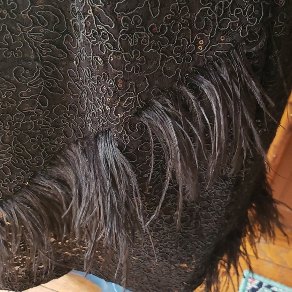 NWT Shelli Segal Elegant LBD w/ Feather Trim sz 16 - Picture 4 of 12